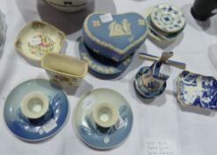 Wedgwood blue jasperware heart trinket box, windmill and other decorative items (18)