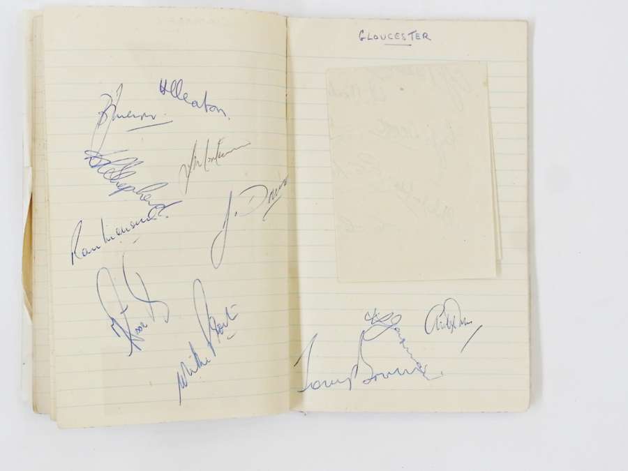 Twentieth century album of cricketers' signatures, to include Hampshire, Worcester, South African