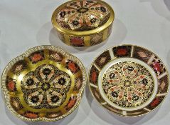 Royal Crown Derby china "Old Imari" pattern trinket box, Royal Crown Derby scalloped pin tray and