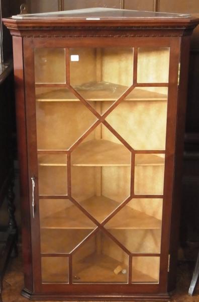 Georgian style mahogany glazed corner cupboard, the astragal panel door enclosing four shelves, 94cm