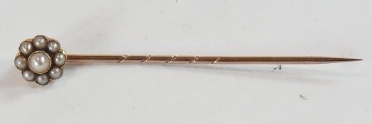 18ct gold and seed pearl stickpin, flowerhead pattern