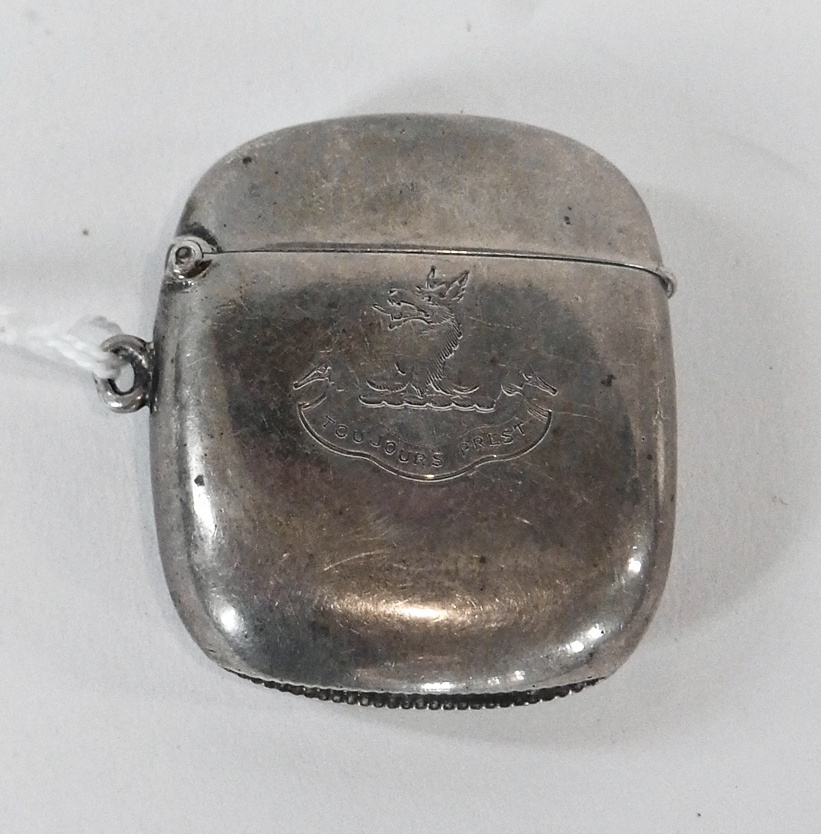 Edwardian silver vesta case, of plain form, with hinged cover, suspension ring and strike, London