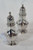 Pair silver salt and pepper pots, of usual sifter form, raised on turned foot, Birmingham 1978,