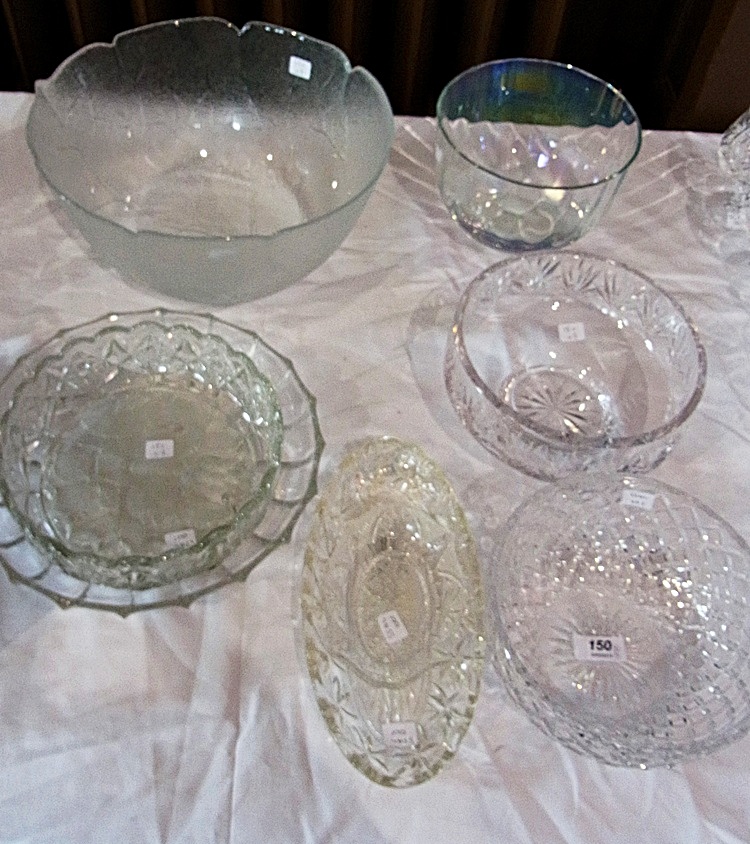 A large leaf shaped glass bowl, lustre bowl, cut glass bowls and other dishes (8)