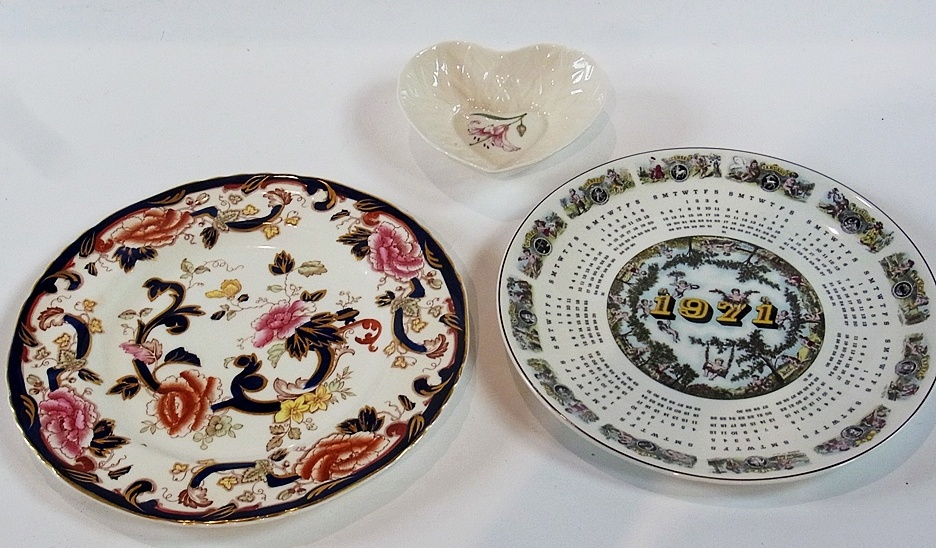 Wedgwood 1971 calendar plate, a Masons ironstone "Mandalay" dish and a small Belleek heart-shaped