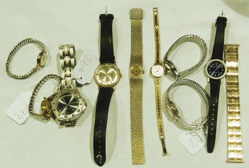 Large quantity of lady's and gentleman's wristwatches, including Rotary, Sekonda etc. (1 box)