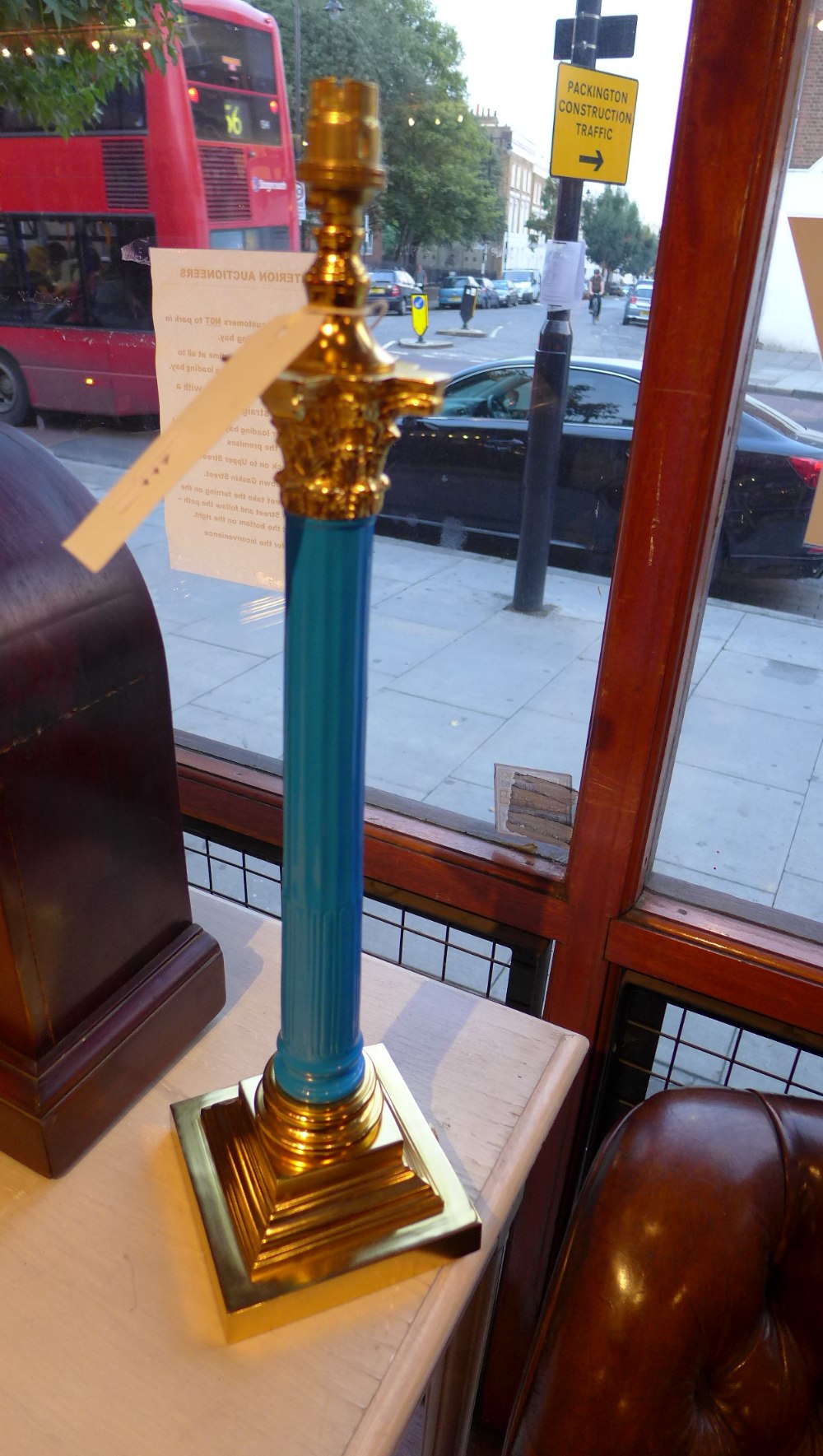 A pair of blue and gilt Corinthian column form table lamps H 57 cm