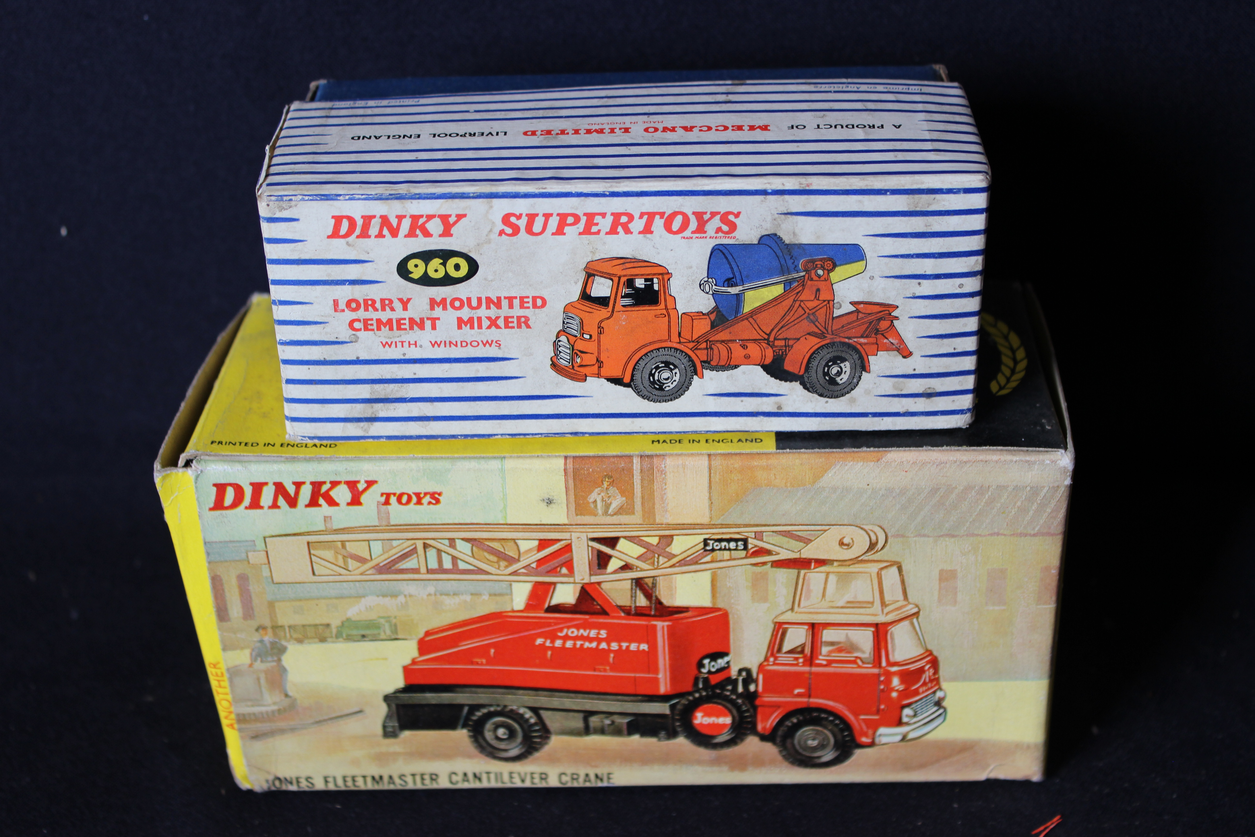 Dinky 960 cement mixer and 970 Jones cantilever crane, boxed