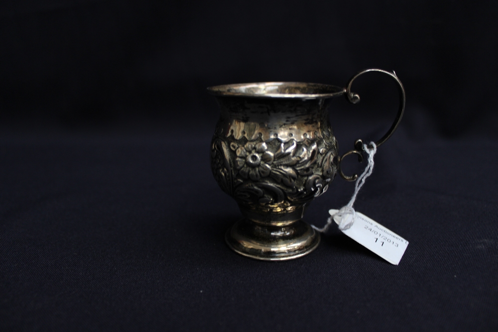 A silver christening mug, Sheffield, 1904, approx 1.9 ozt