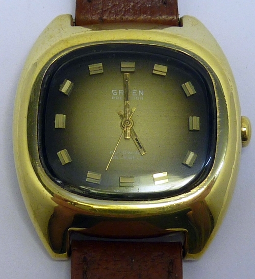 A gentleman`s stainless steel backed Gruen automatic wristwatch