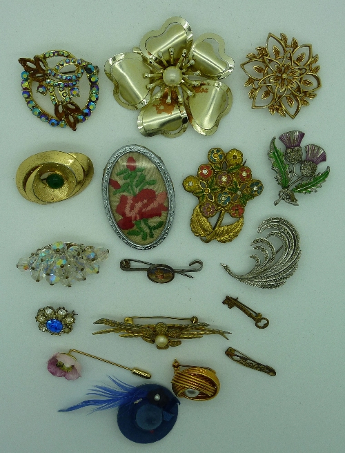 Costume brooches