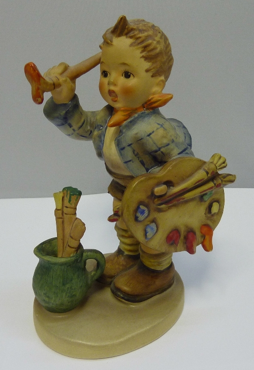 A Hummel figure, The Artist, height 14cms