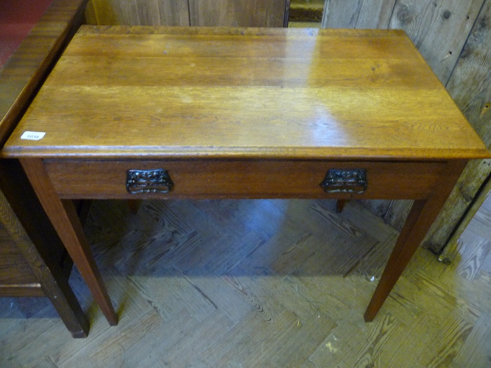 A single drawer Oak side table