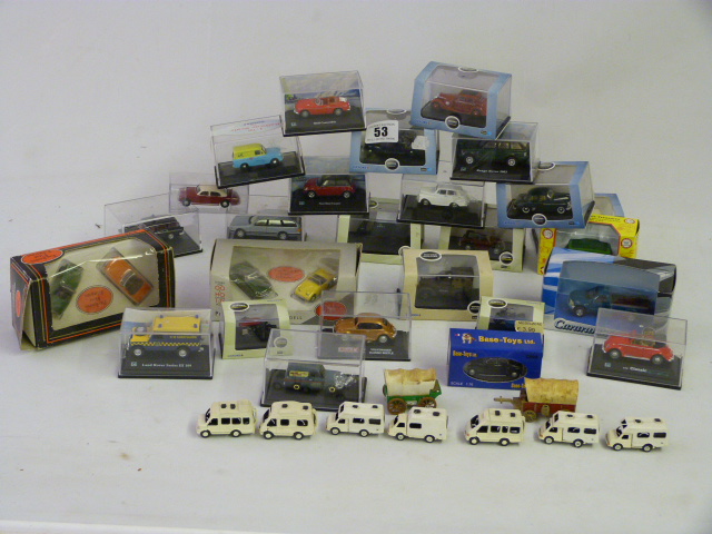 Tray of 00 Gauge Model Vehicles