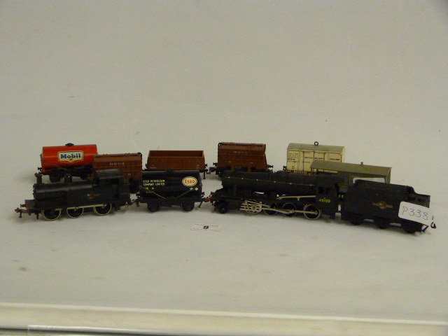 Hornby British Railways Locomotive & Tender- The Hornby 060 Tank Engine & Various Wagons