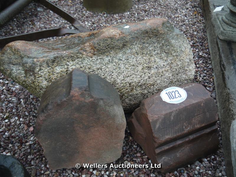 *LARGE DUCK STONE & TWO SMALL SANDSTONE GARDEN BLOCKS