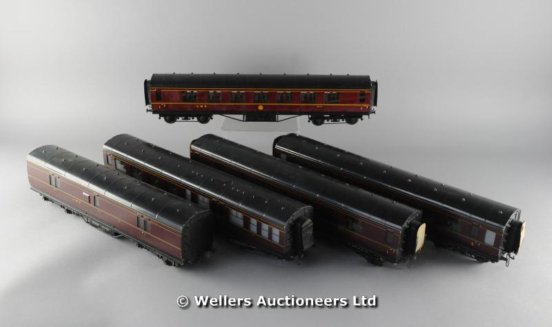 "Five Exley 0-gauge coaches, comprising a restaurant car, two corridor coaches, goods wagon and a