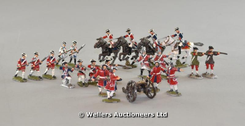 A collection of French and English lead soldiers with cannon (23)