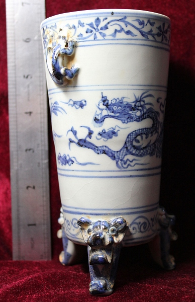 A Chinese Porcelain Jar. The Qing dynasty followed on from the Ming and ruled China from 1644 to
