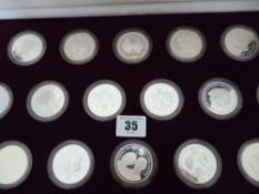 A sixteen coin cased set `The Royal Marriage, 1981` (no accompanying paperwork)