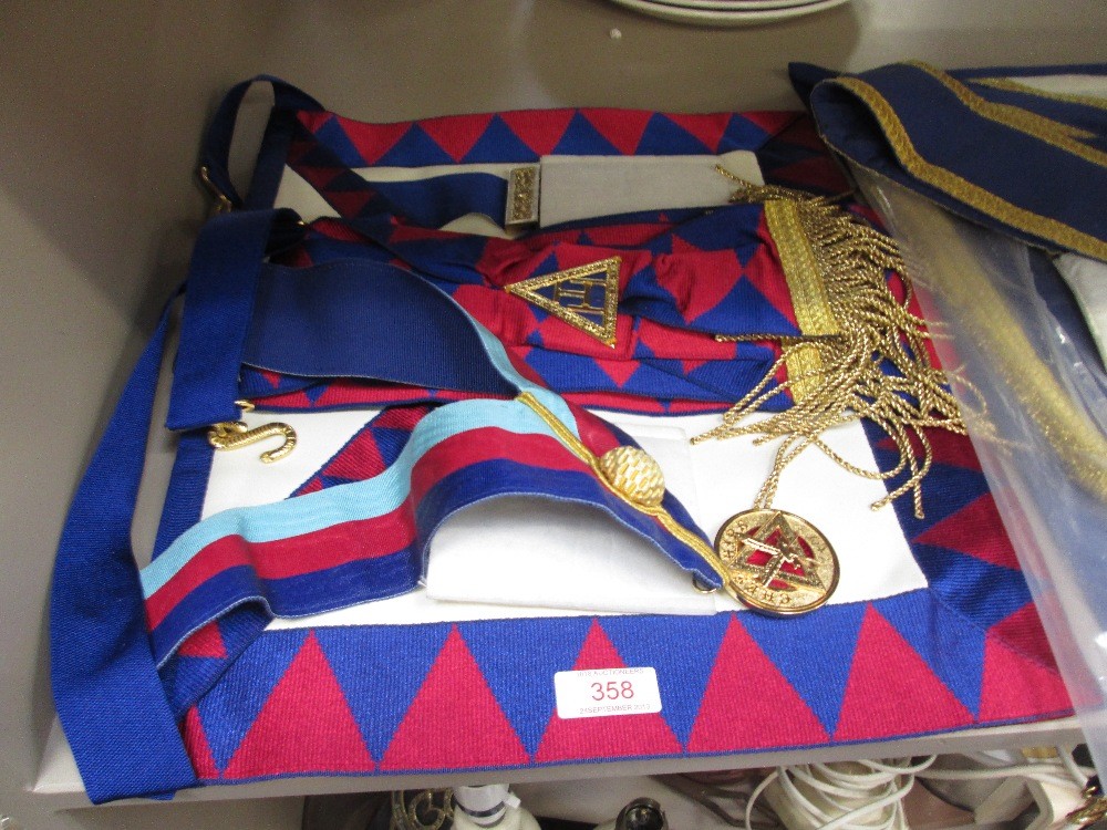 Masonic regalia comprising Provincial Chapter sash and collarette with past Scribe E jewel and