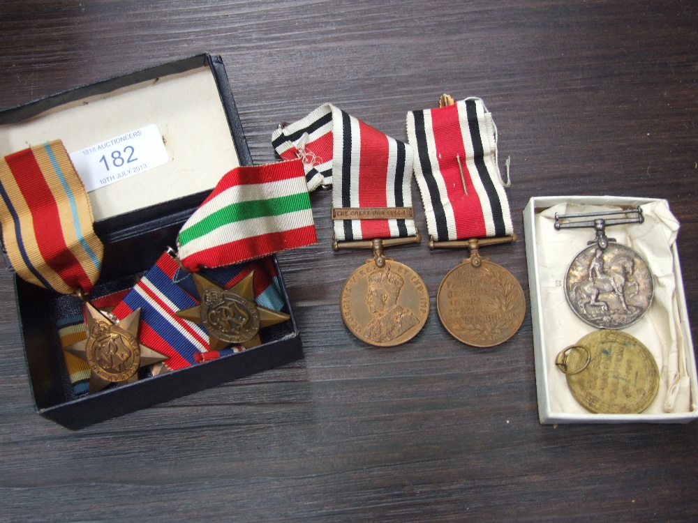 A selection of First and Second World War medals, named to 16281 Pte J Harbert, Lancashire