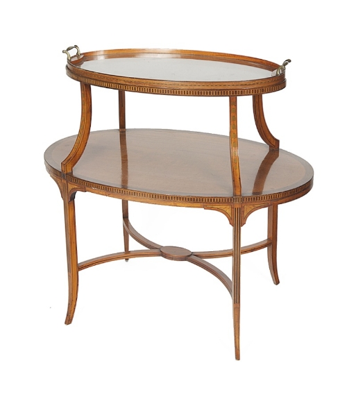 AN EDWARDIAN SATINWOOD AND CROSSBANDED TWO TIER ETAGERE OF GRADUATED OVAL FORM, the upper tier