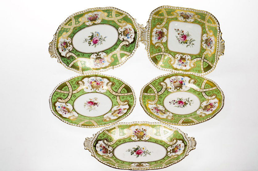 AN EARLY 20th CENTURY COALPORT DESSERT SERVICE, each piece painted with a central panel of flowers