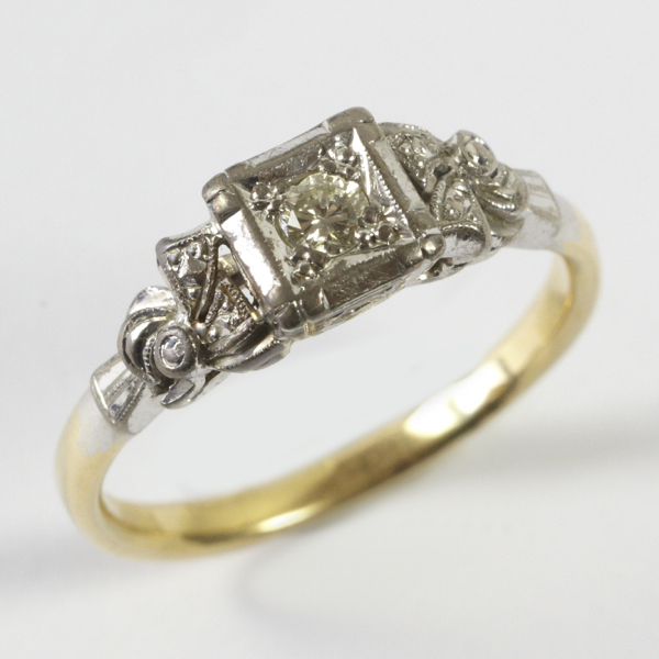 Ladies` vintage diamond solitaire ring, comprising early brilliant cut stone, approx. 0.10 carats,