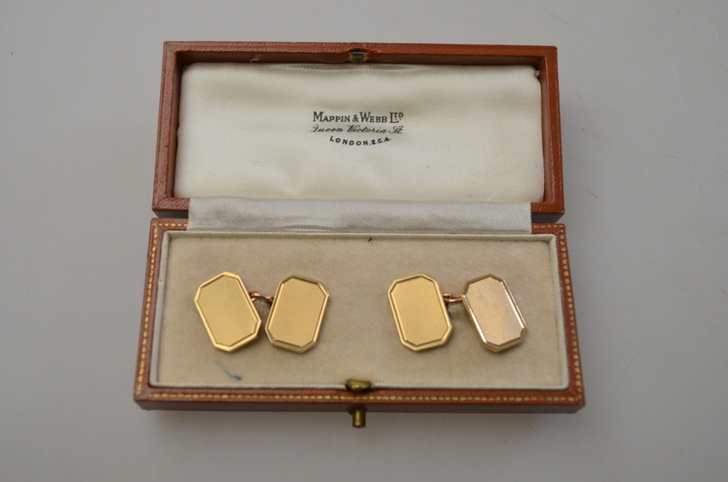 Pair 9ct yellow gold engine turned chain linked cufflinks in Mappin & Webb box, engraved on reverse,