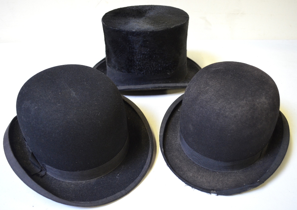 A silk velvet top hat by Christy's, London retailed by Oakes & Co. Ltd., Madras & Ootacamund size 7,