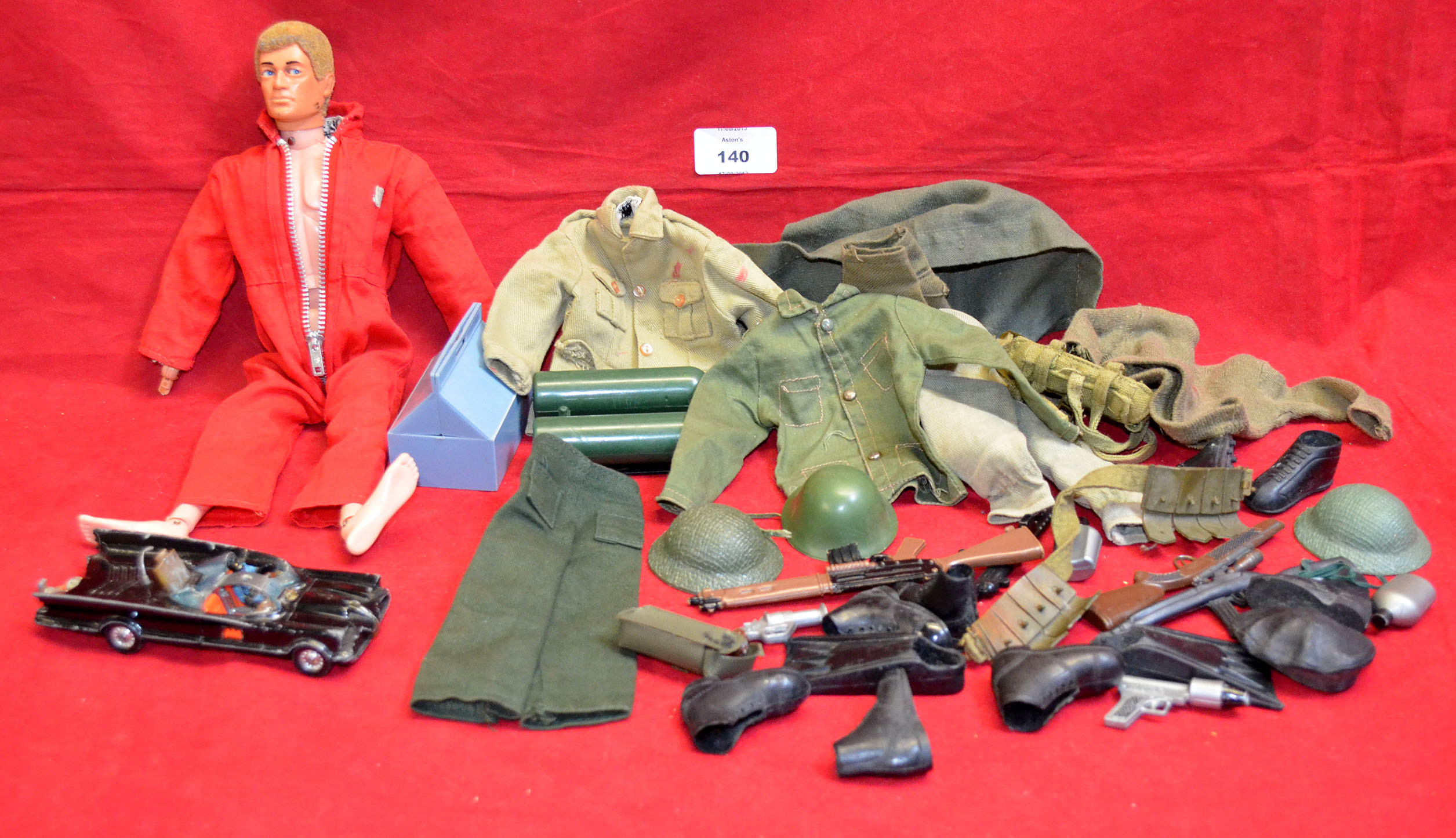 Palitoy Action Man with eagle-eyes, F, missing hands. Together with a selection of Action Man