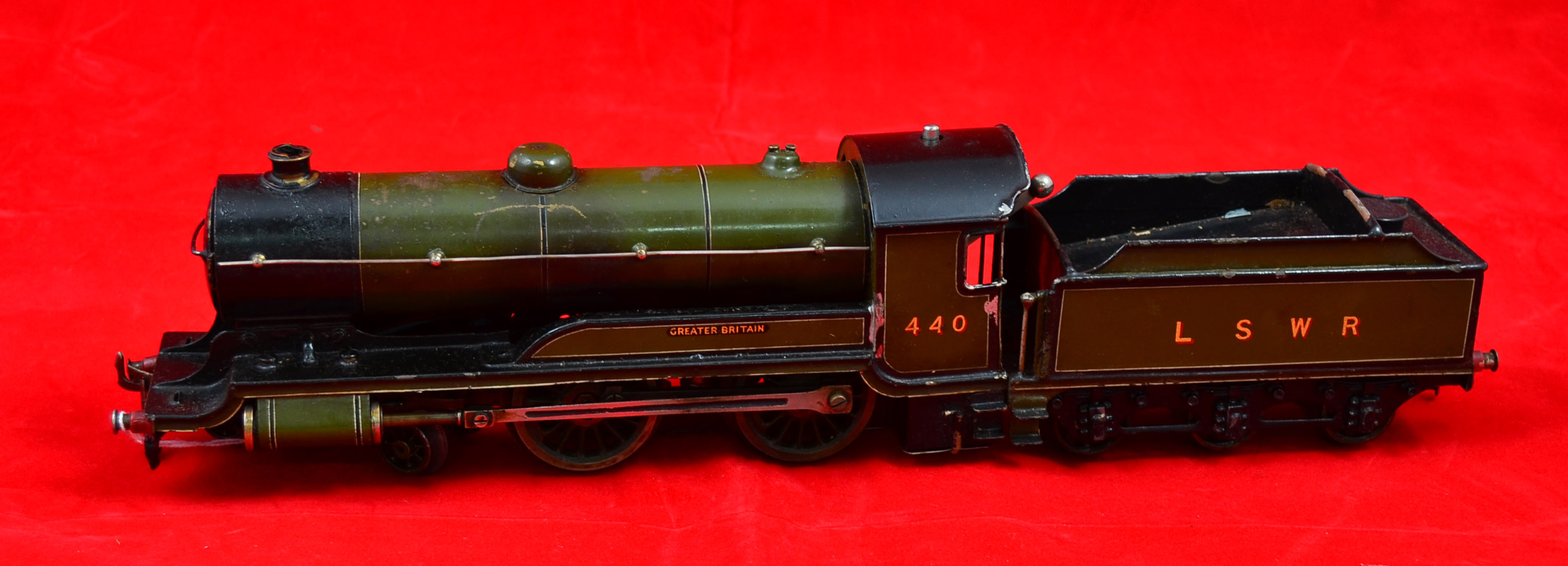 O gauge, Bassett-Lowke (by Bing) Standard Express LSWR green 4-4-0 `Greater Britain 440` live