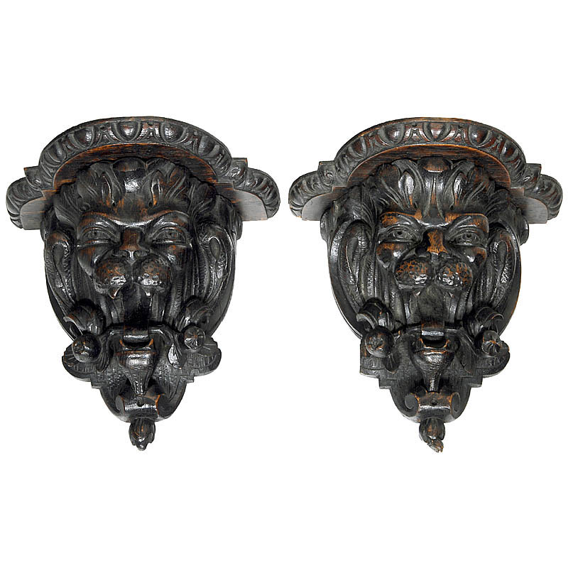 2 Wall Consoles ""Lion Heads"", c. 1900 Oak, elaborately carved, height each 10 5/8 in., very