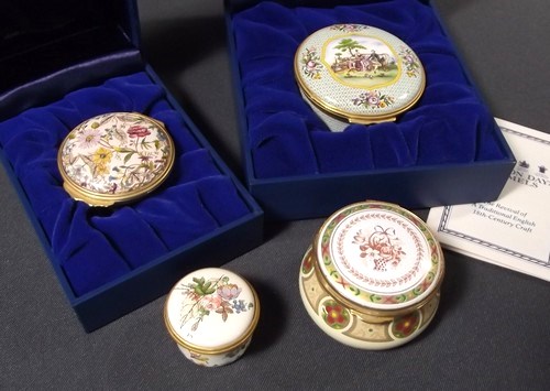 HALCYON DAYS ENAMELS
Four Halcyon Days enamelled boxes, The Tea Party boxed, Meadow Flowers boxed, a