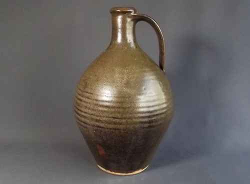 LEACH POTTERY
A Leach Pottery large, single-handle flagon, possibly by David Leach.  Height 15