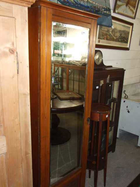 MAHOGANY WARDROBE WITH MIRRORED DOOR