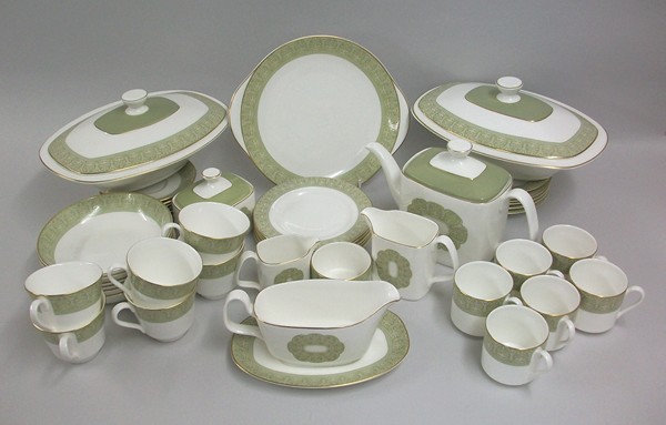 A Royal Doulton porcelain part dinner, tea and coffee service decorated in the 'Sonnet' pattern,