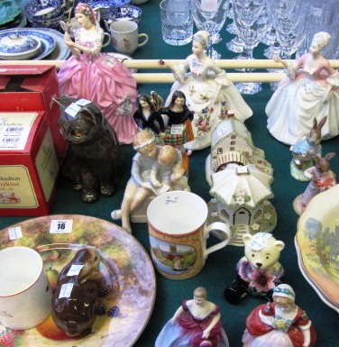 A quantity of 20th century ceramics, including; five Royal Doulton figures, a Royal Worcester