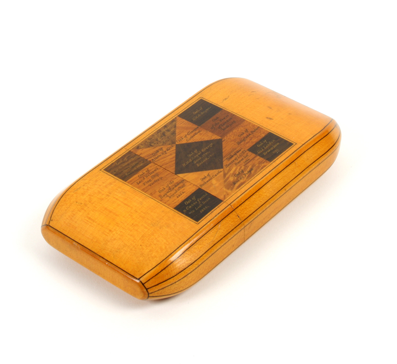 Mauchline Ware: A very fine inlaid four division rectangular cheroot chase, one side inlaid with a