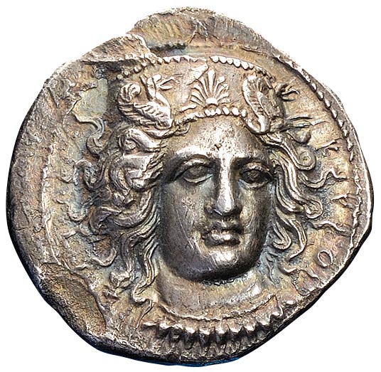 Crotone - Statere databile al periodo 400-350 a.C. Fronte: testa di Hera Lakinia vista di fronte