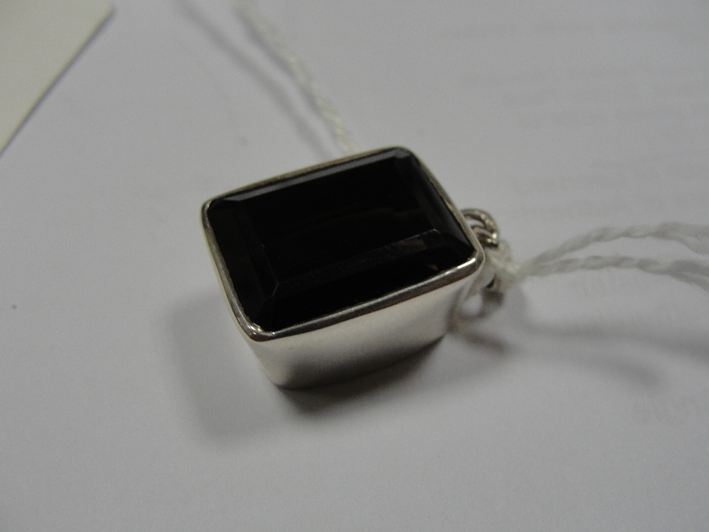 A HM silver quartz pendant