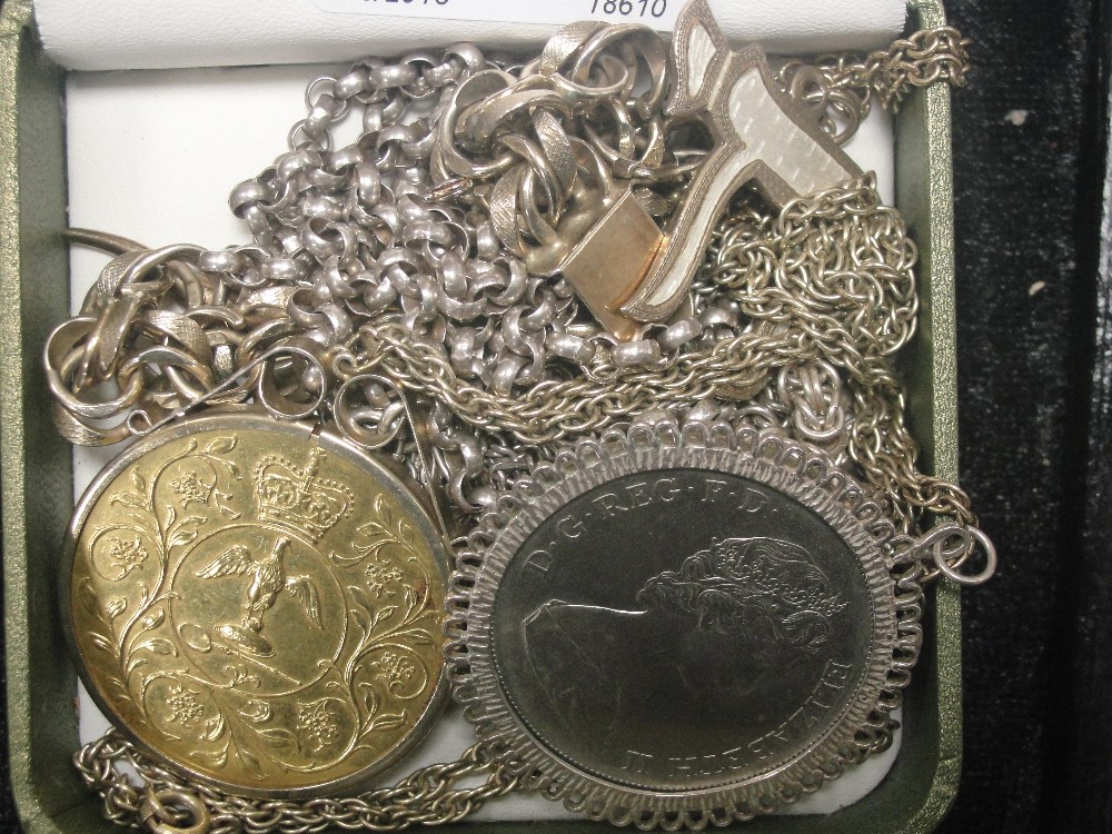 A quantity of HM silver necklaces and pendants