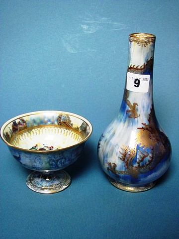 A Wedgwood lustre vase depicting dragons with a matching bowl. Vase 8" high, bowl A/F.