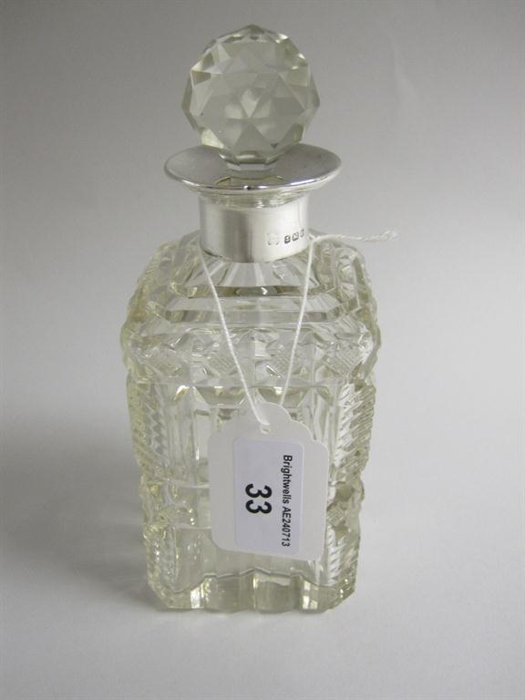 A George V silver mounted cut glass Scent Bottle and stopper, Birmingham 1920