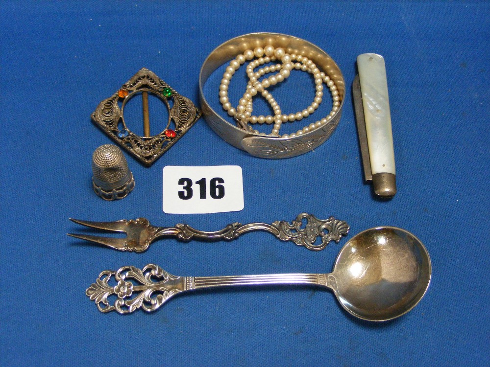 Various silver items, including a bangle, penknife, brooch, pearls etc.