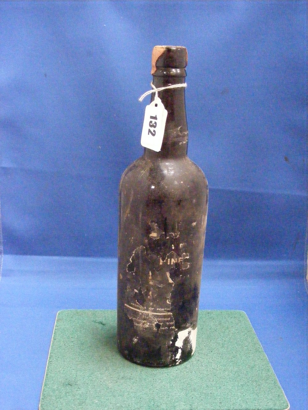 A Fonseca's 1960 vintage port (label damaged), marked 1960 to corn.