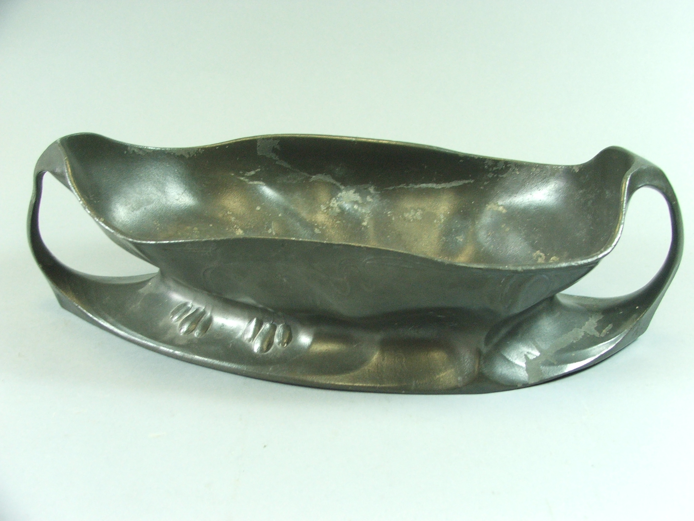 An Art Nouveau Oval Pewter Bowl with Two Handles Stamped Kayserzin No 4461, 33 cm Long.