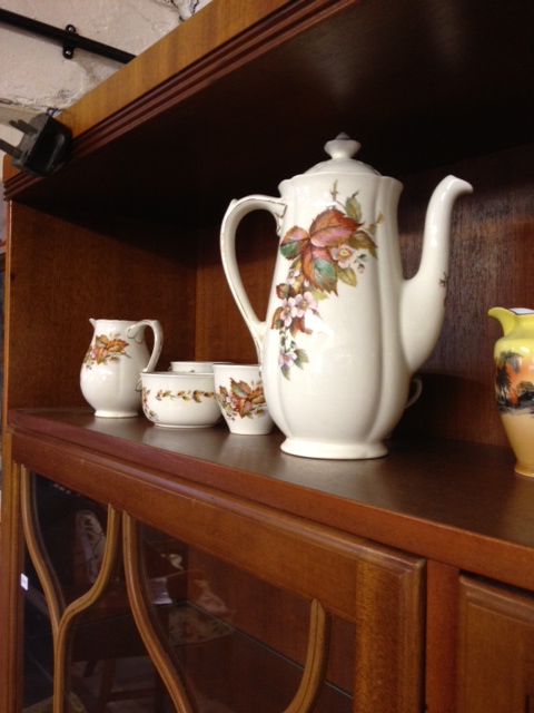 Wilton Coffee Pot & Milk Jug plus others