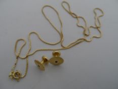 18ct Gold Hallmark Chain together with two 18ct gold dress studs. approx weight 7.5 gms.